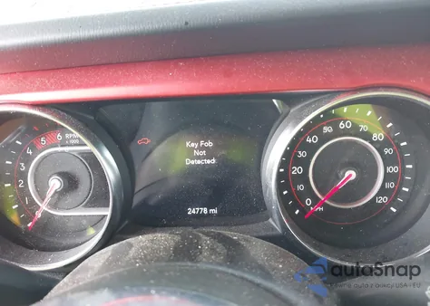 2021 Jeep Wrangler Unlimited Rubicon 4X4 z USA, uszkodzony, nr VIN 1C4JJXFM0MW520156